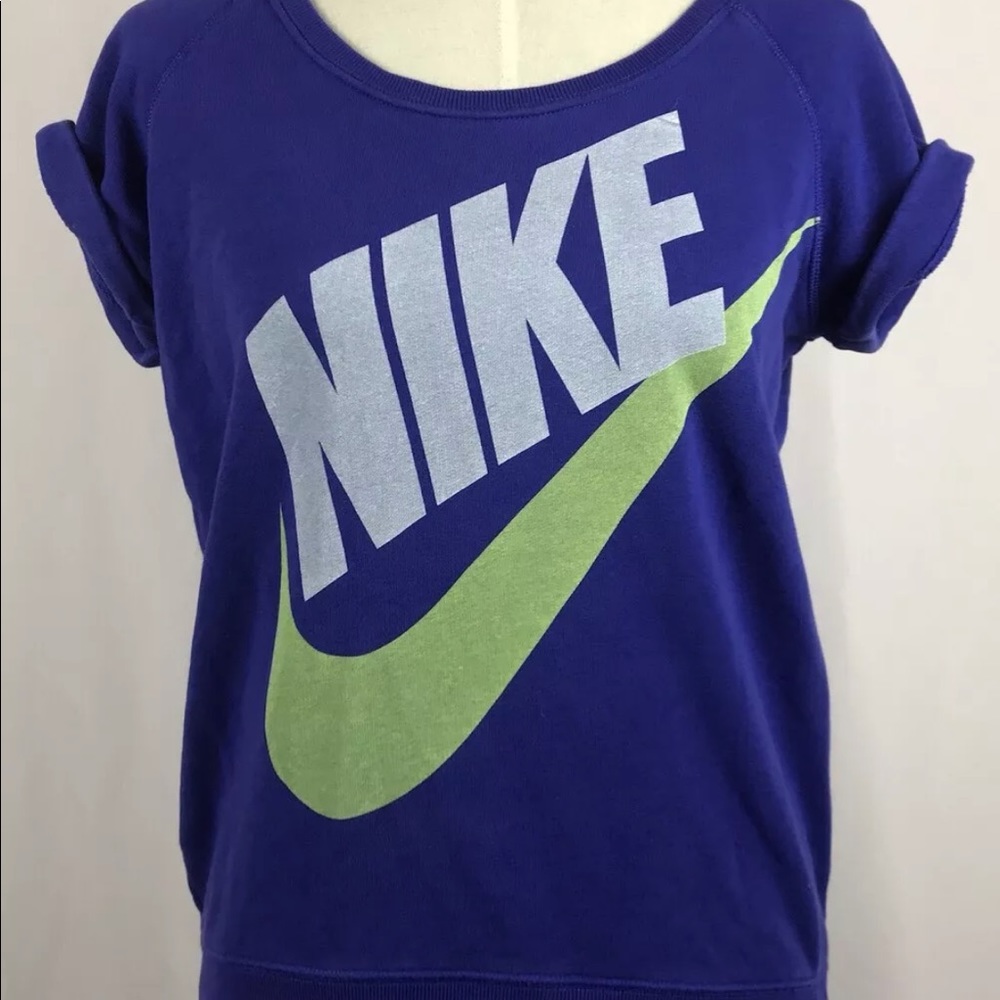 Nike Short Sleeve Sweatshirt